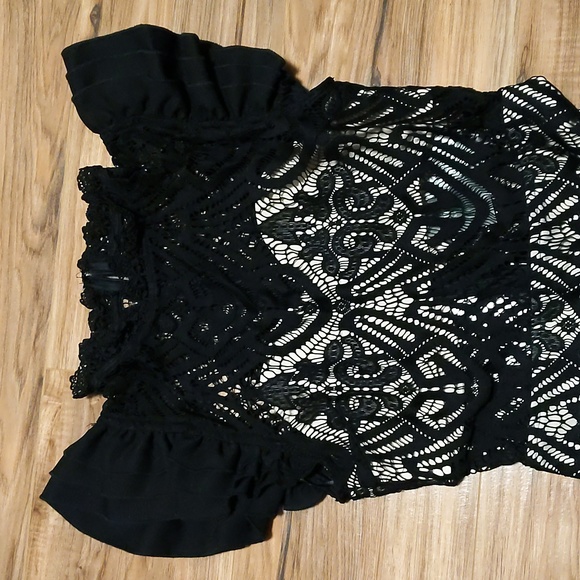 Missguided Black Lace Overlay High Neck Midi Cocktail Dress - Picture 5 of 7